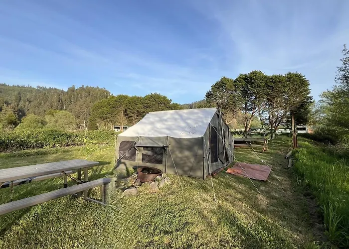 Vista Glamping Tent